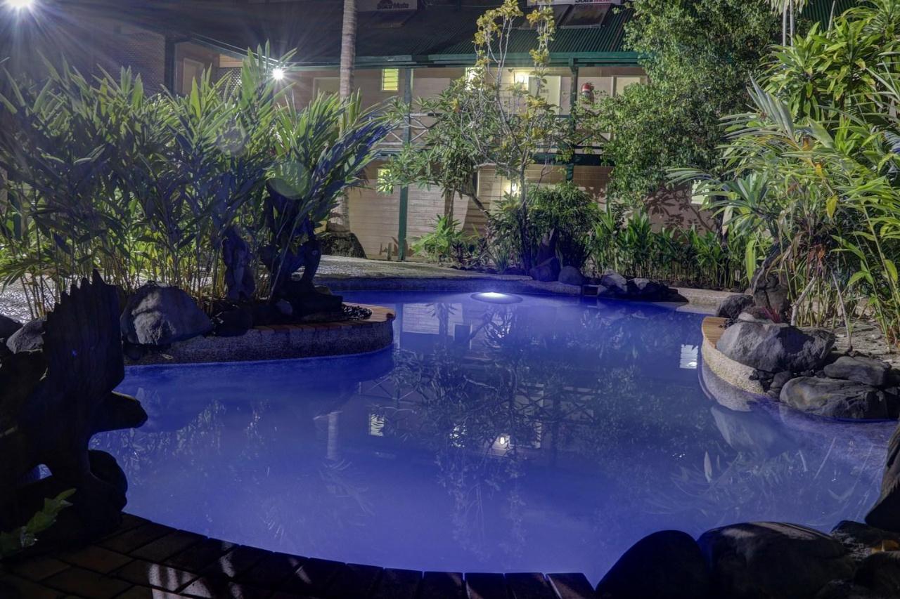 Gizo Hotel Luaran gambar